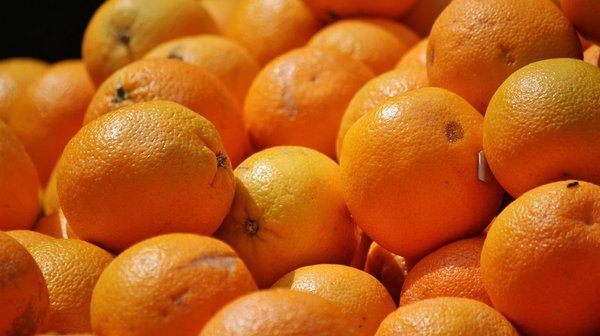 Des tonnes d’oranges pourrissent dans les ports européens en raison d’un conflit entre l’Union Européenne et l’Afrique du Sud